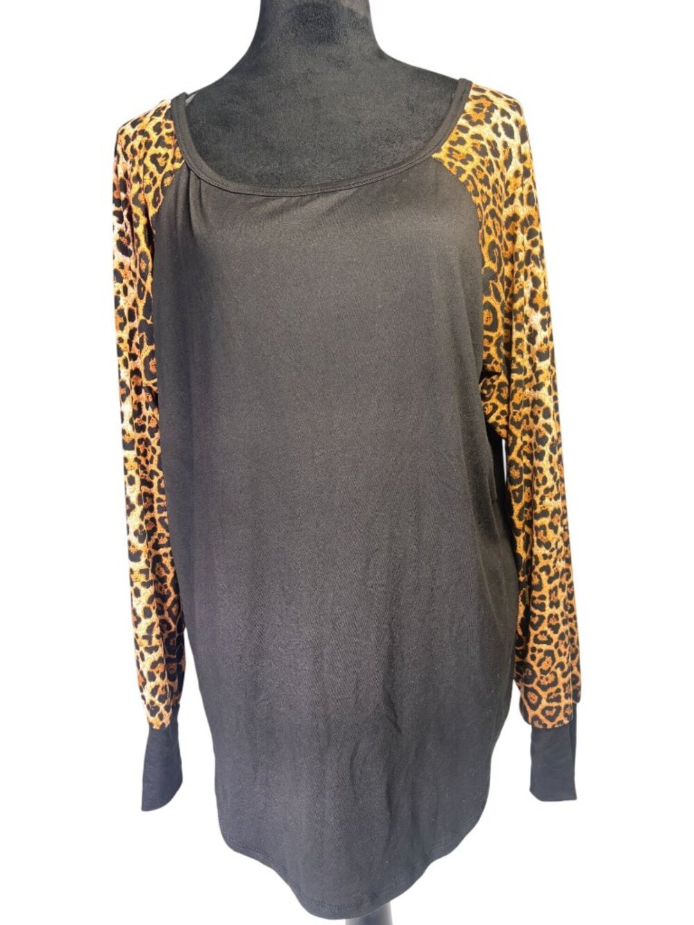 Red Star Black Leopard Print Sleeve Top Plus Size 2XL
